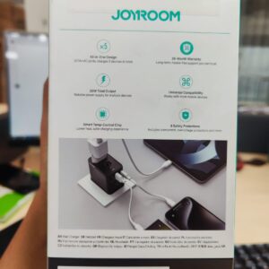 JOYROOM TCW01 20W 3-Port Universal Travel Adapter-Black